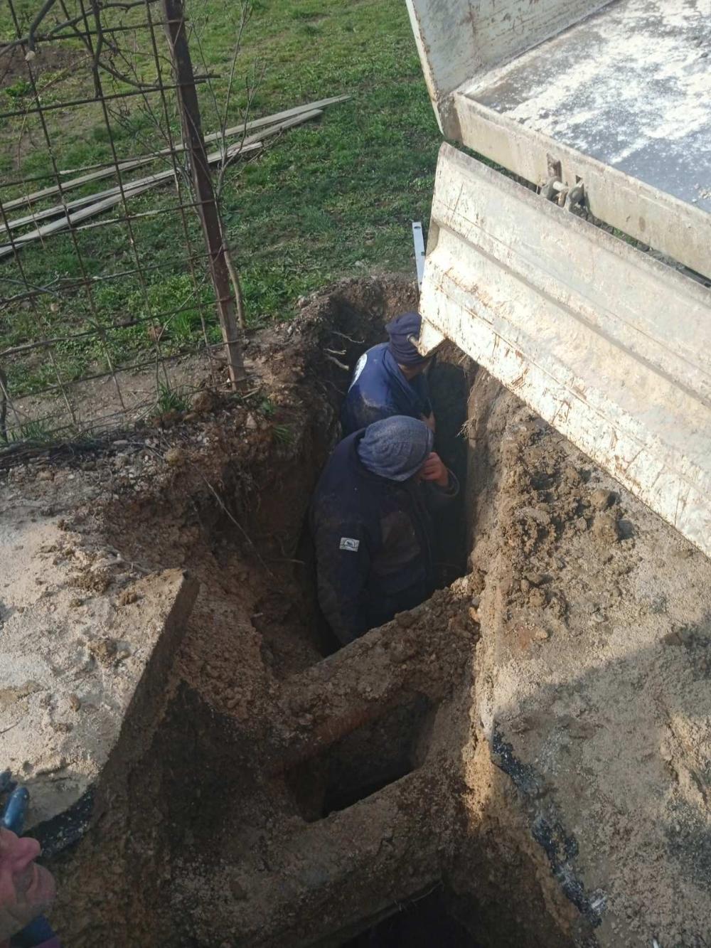 Služba održavanja kanalizacione mreže i objekata: RADOVI NA KANALIZACIONOJ MREŽI
