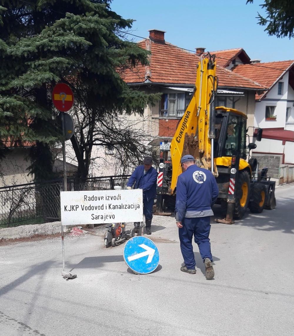 Služba za održavanje vodovodne mreže i objekata:  RADOVI NA VODOVODNOJ MREŽI