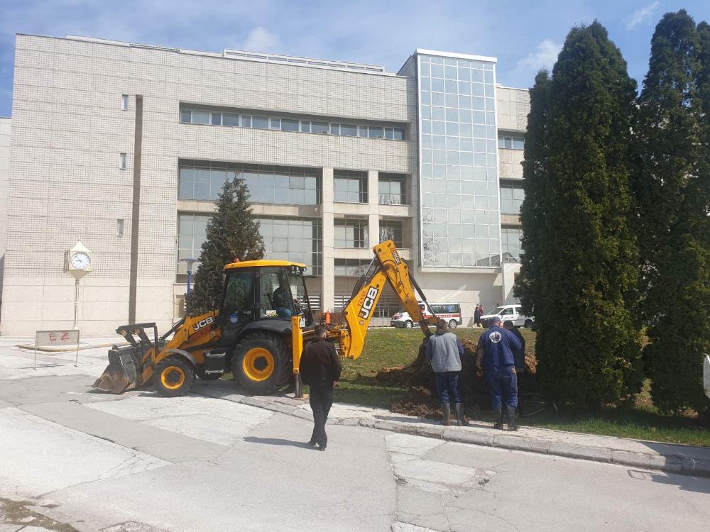 Služba za održavanje vodovodne mreže i objekata:  RADOVI NA VODOVODNOJ MREŽI
