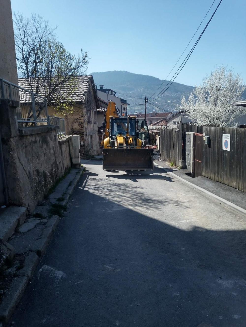 Služba održavanja kanalizacione mreže i objekata: RADOVI NA KANALIZACIONOJ MREŽI