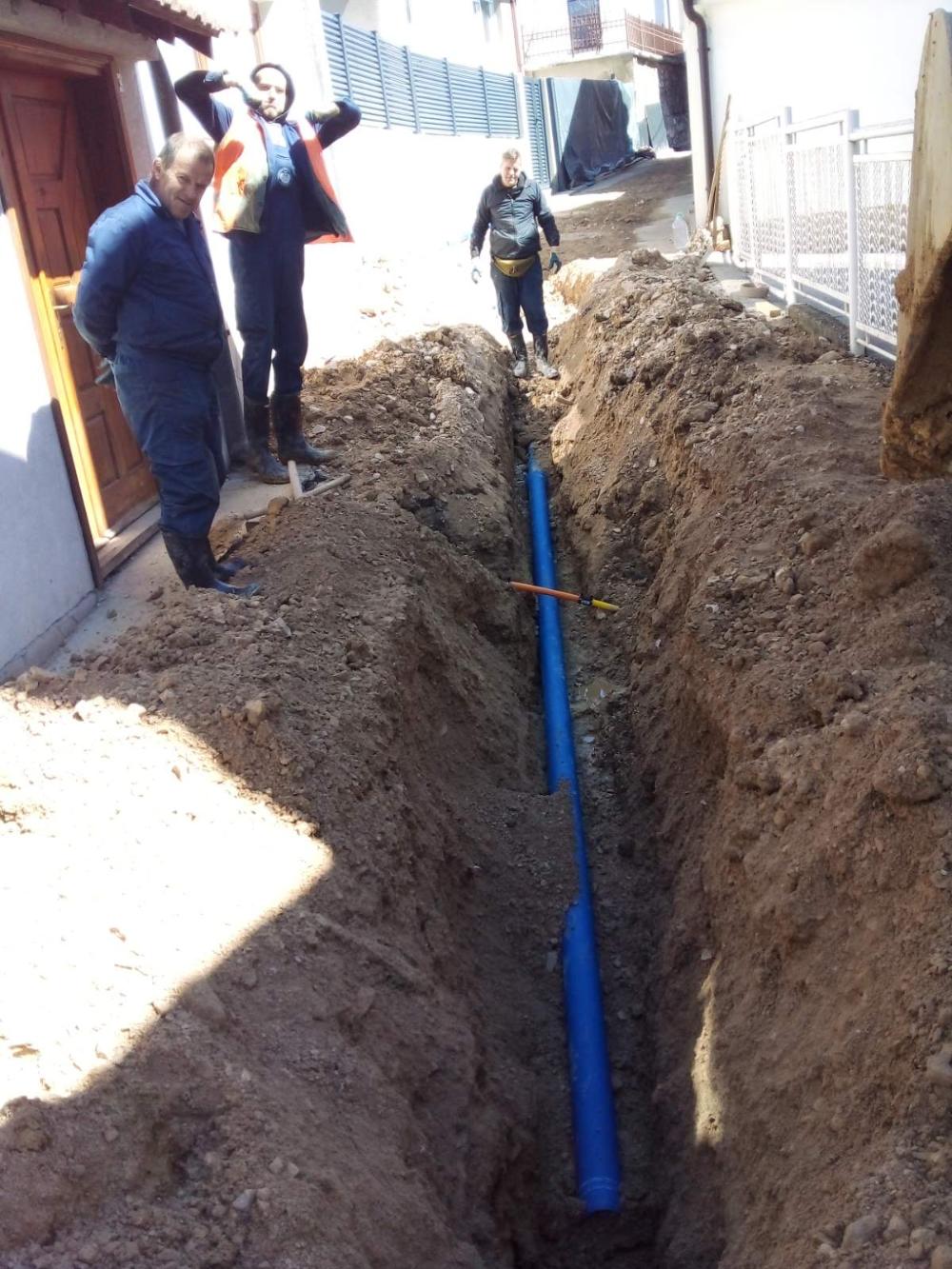 Služba za održavanje vodovodne mreže i objekata:  RADOVI NA VODOVODNOJ MREŽI