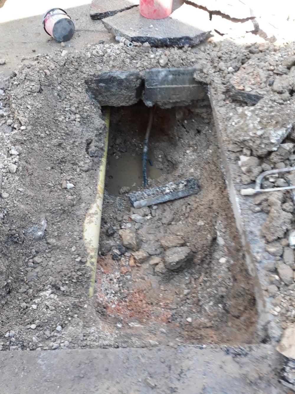 Služba za održavanje vodovodne mreže i objekata:  RADOVI NA VODOVODNOJ MREŽI