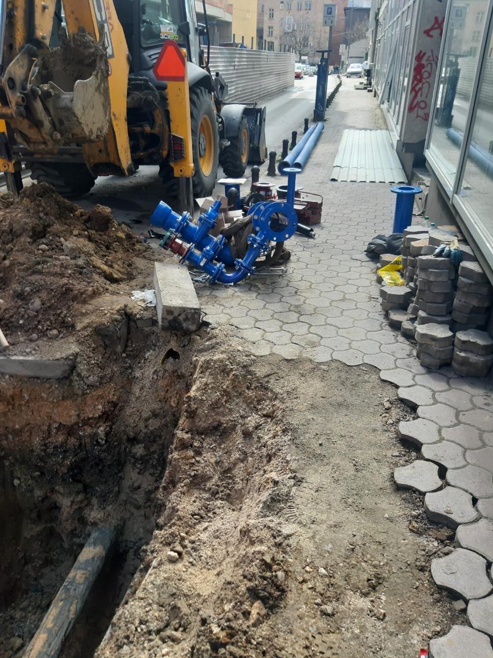 Služba za održavanje vodovodne mreže i objekata:  RADOVI NA VODOVODNOJ MREŽI