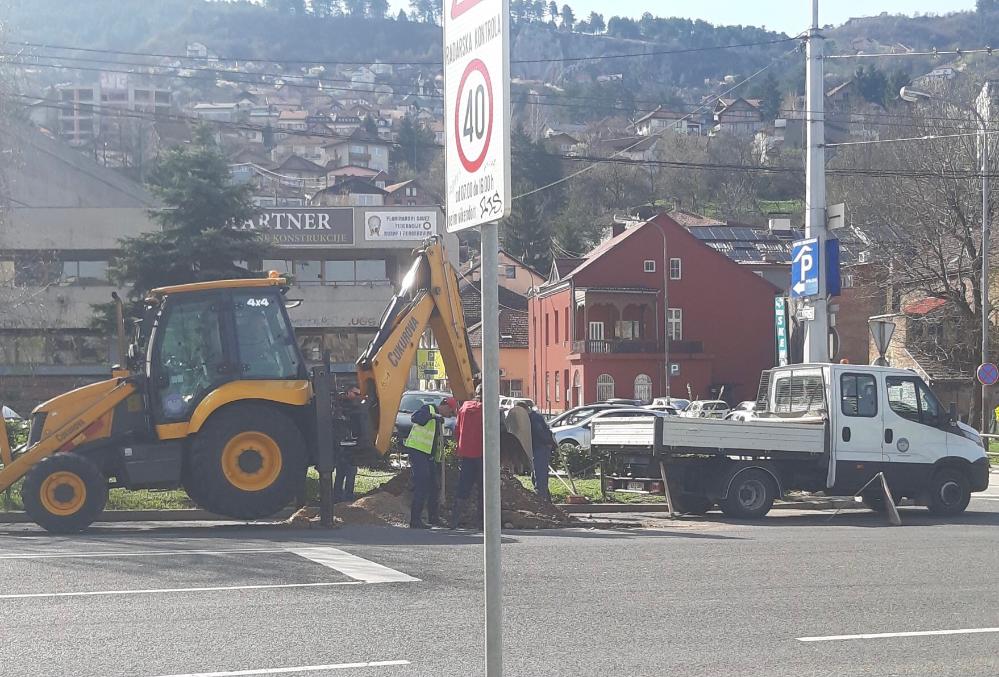 Služba za održavanje vodovodne mreže i objekata:  RADOVI NA VODOVODNOJ MREŽI