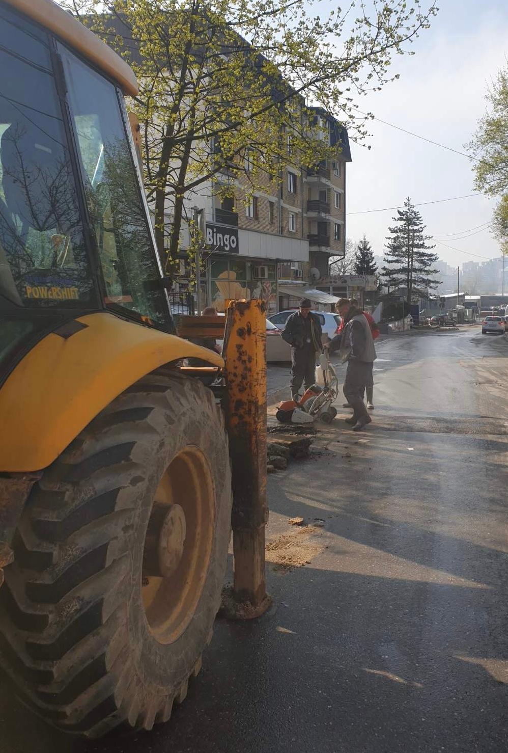 Služba za održavanje vodovodne mreže i objekata:  RADOVI NA VODOVODNOJ MREŽI