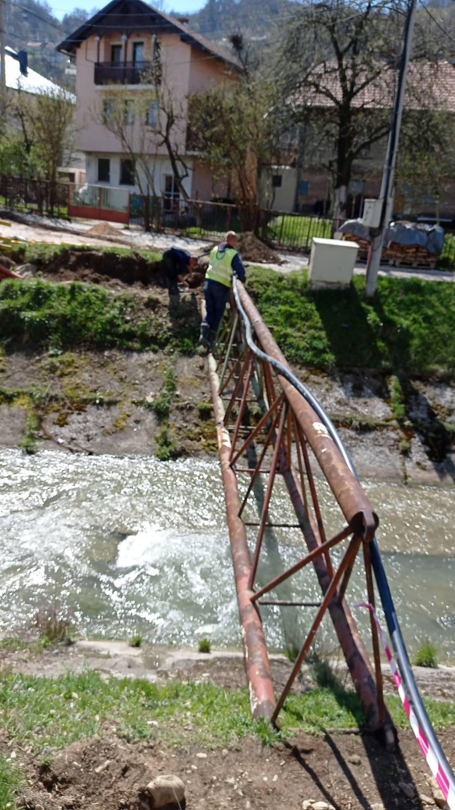 Služba za održavanje vodovodne mreže i objekata:  RADOVI NA VODOVODNOJ MREŽI