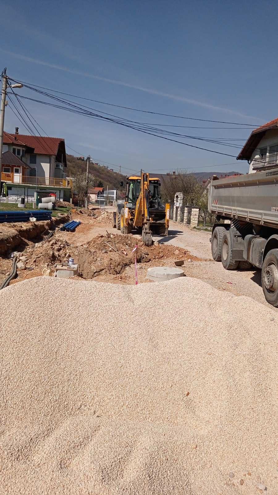 Služba za održavanje vodovodne mreže i objekata:  RADOVI NA VODOVODNOJ MREŽI
