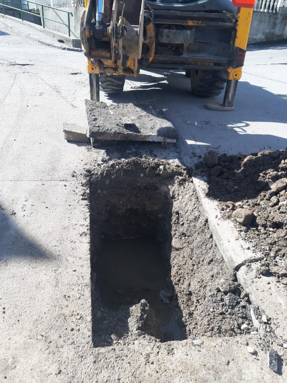Služba za održavanje vodovodne mreže i objekata:  RADOVI NA VODOVODNOJ MREŽI