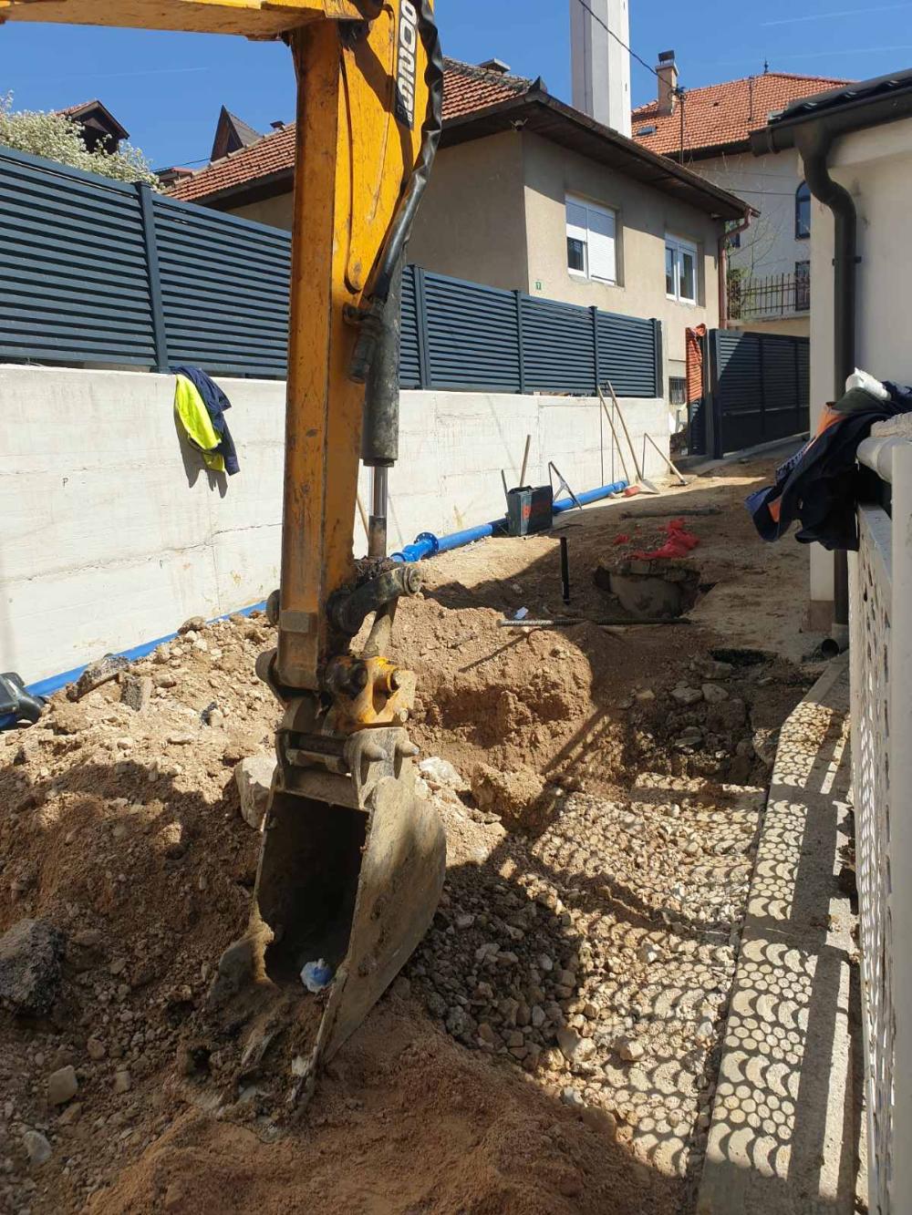 Služba za održavanje vodovodne mreže i objekata:  RADOVI NA VODOVODNOJ MREŽI