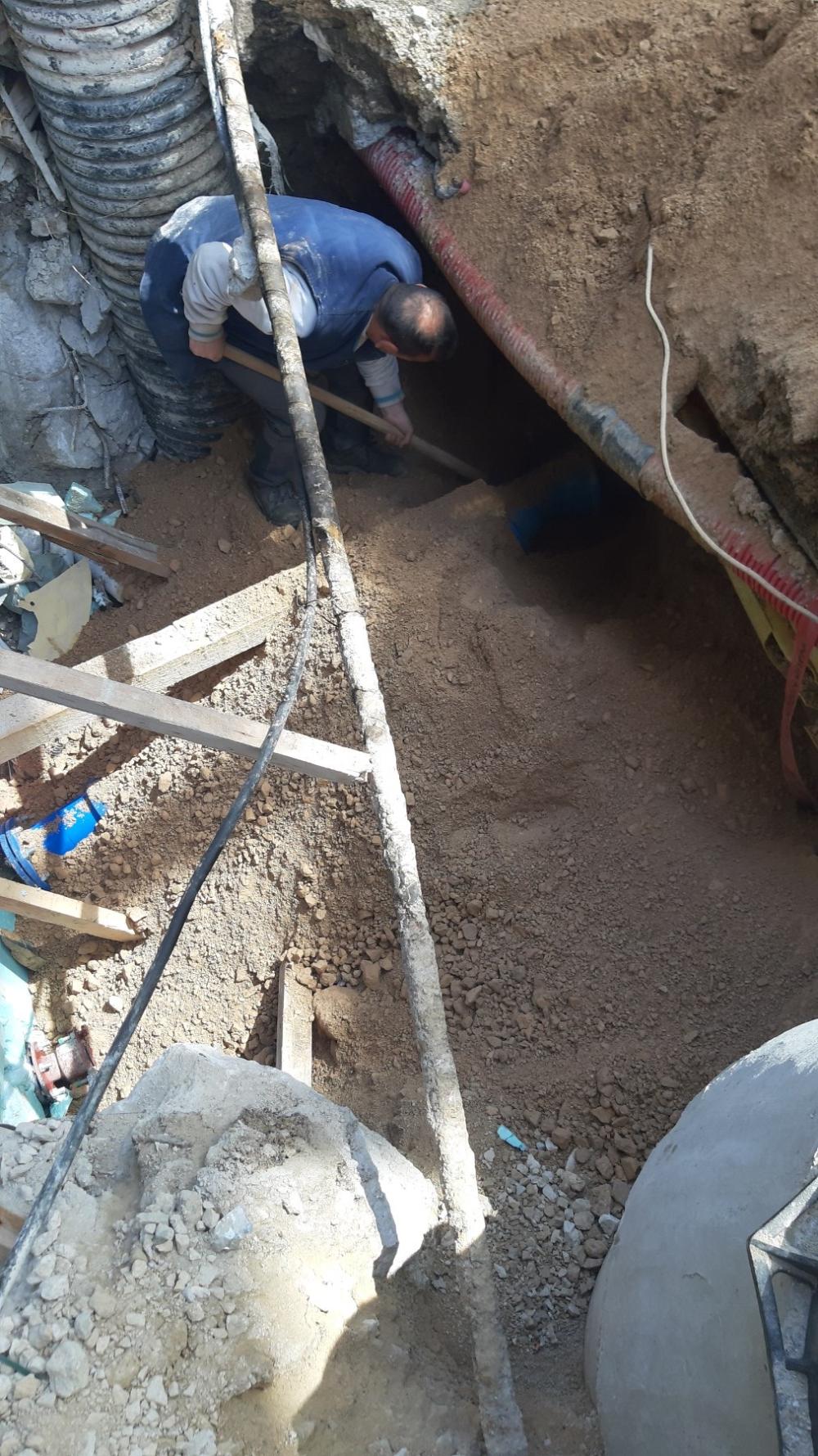 Služba za održavanje vodovodne mreže i objekata:  RADOVI NA VODOVODNOJ MREŽI
