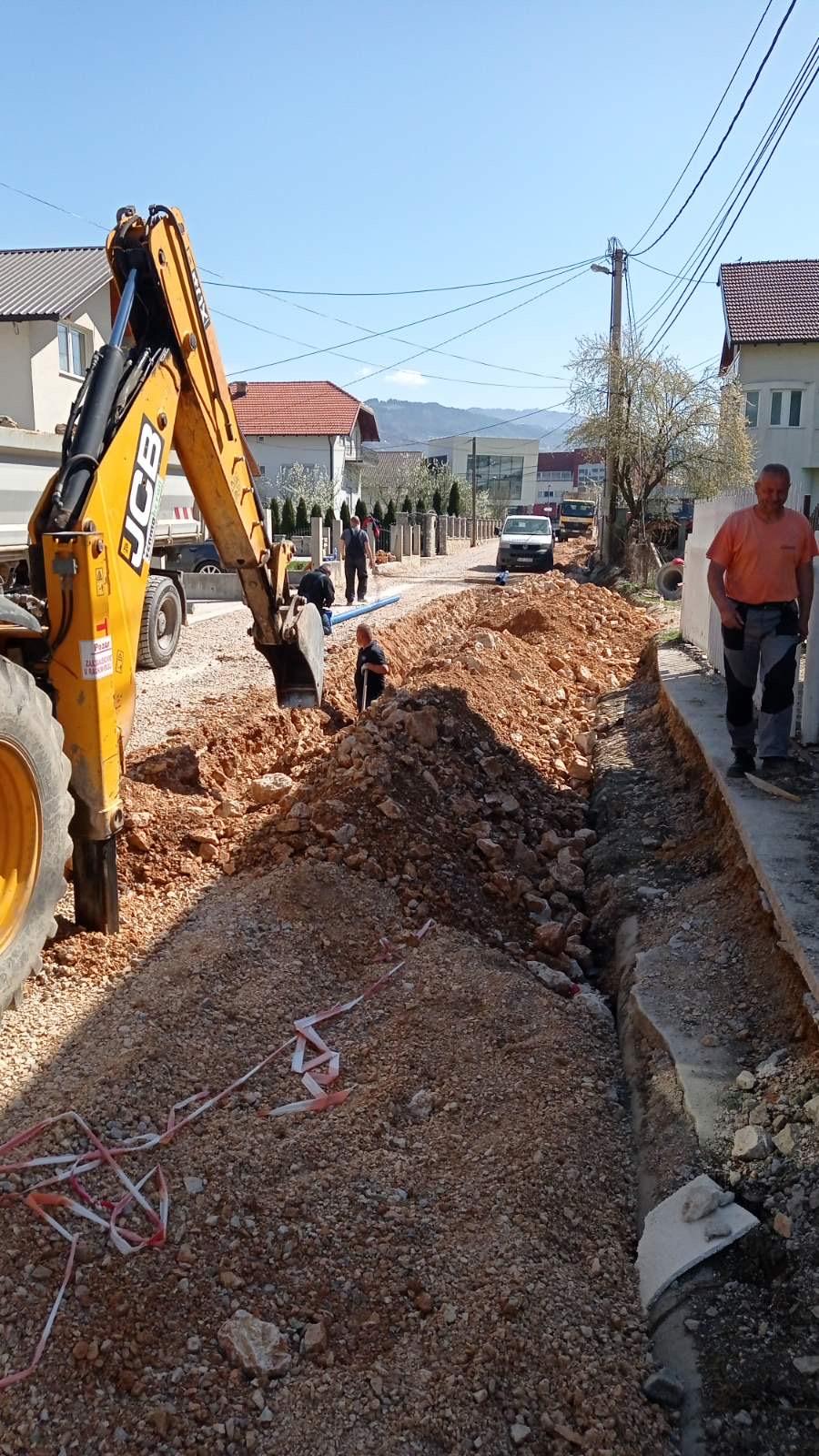 Služba za održavanje vodovodne mreže i objekata:  RADOVI NA VODOVODNOJ MREŽI