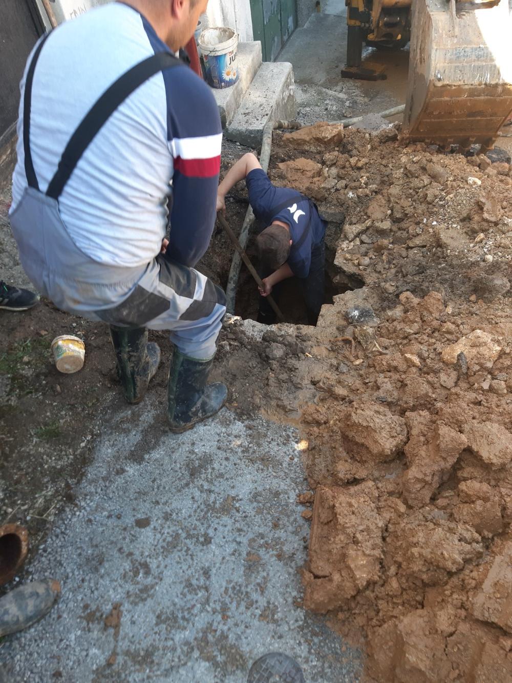 Služba za održavanje vodovodne mreže i objekata:  RADOVI NA VODOVODNOJ MREŽI