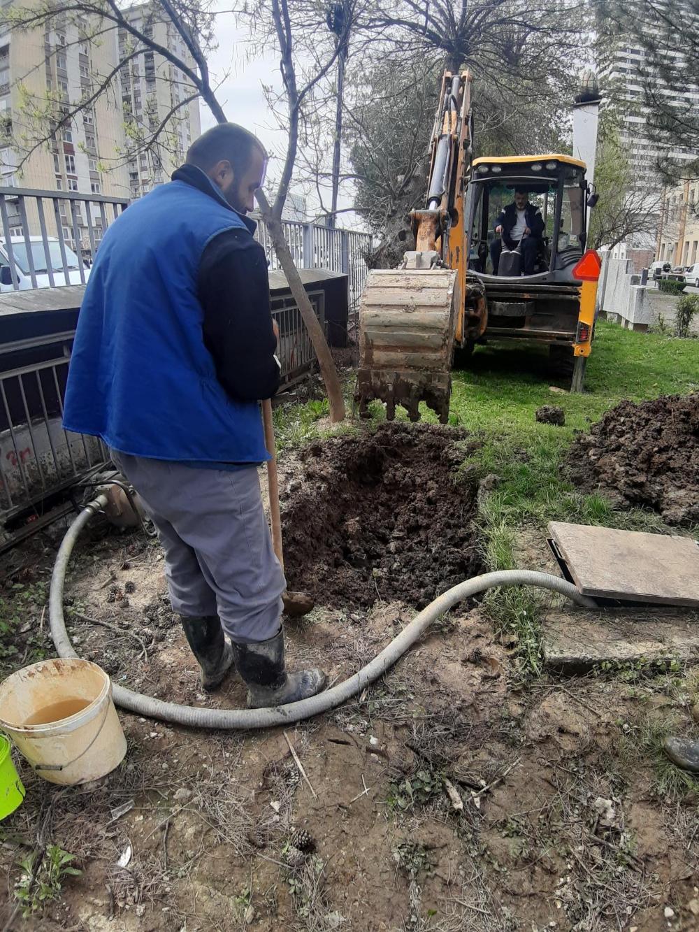 Služba za održavanje vodovodne mreže i objekata:  RADOVI NA VODOVODNOJ MREŽI