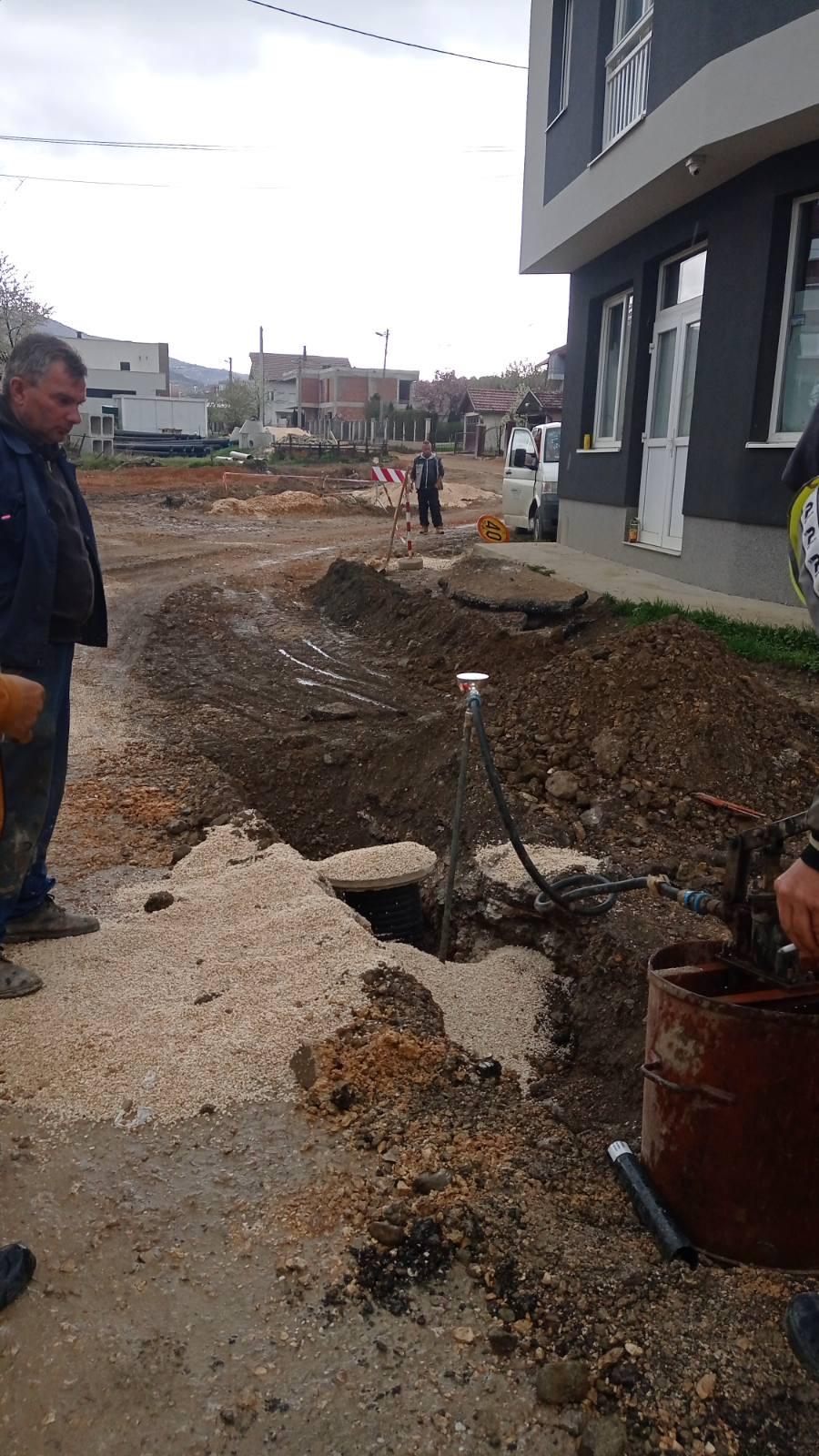 Služba za održavanje vodovodne mreže i objekata:  RADOVI NA VODOVODNOJ MREŽI