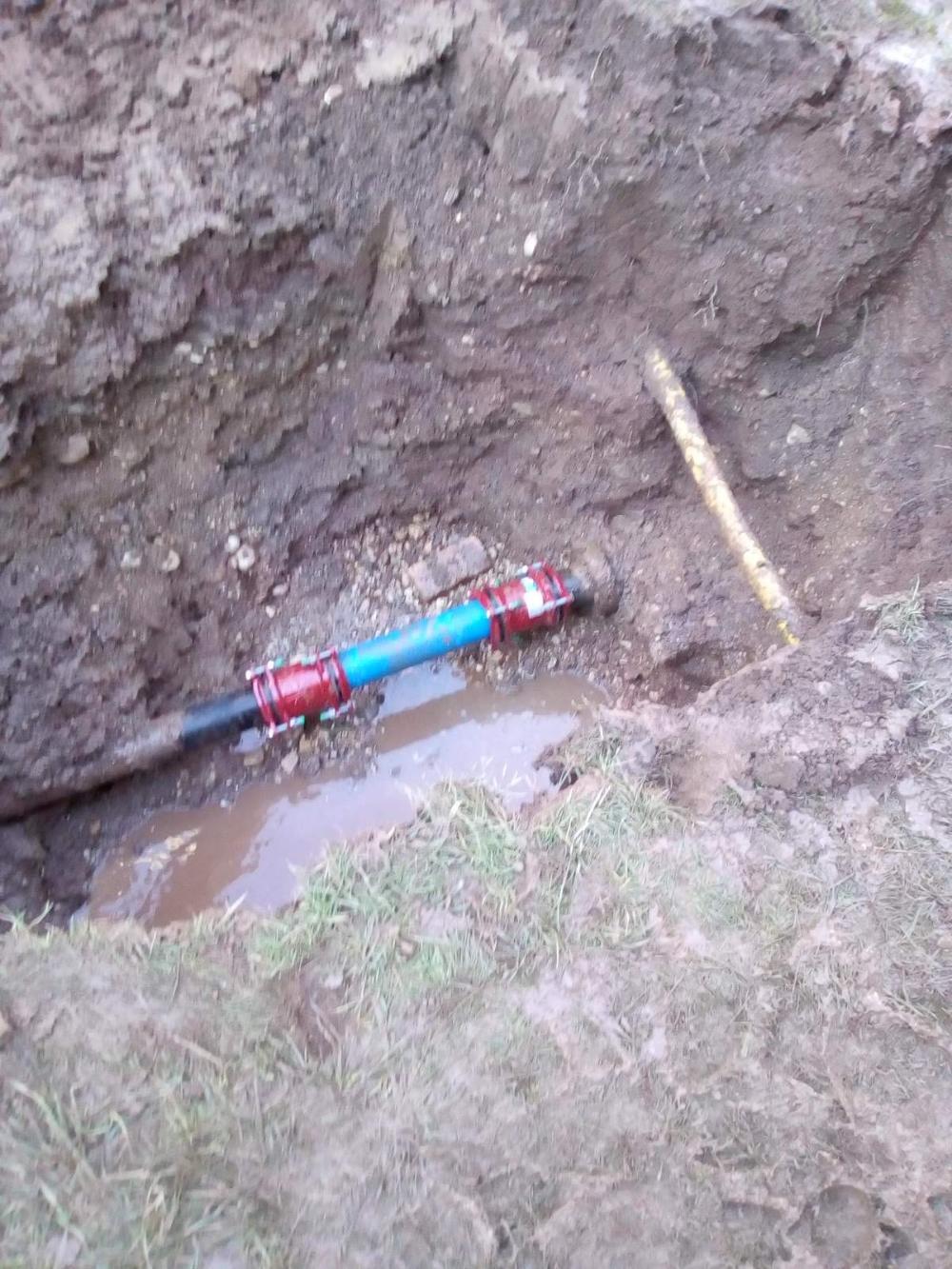 Služba za održavanje vodovodne mreže i objekata:  RADOVI NA VODOVODNOJ MREŽI