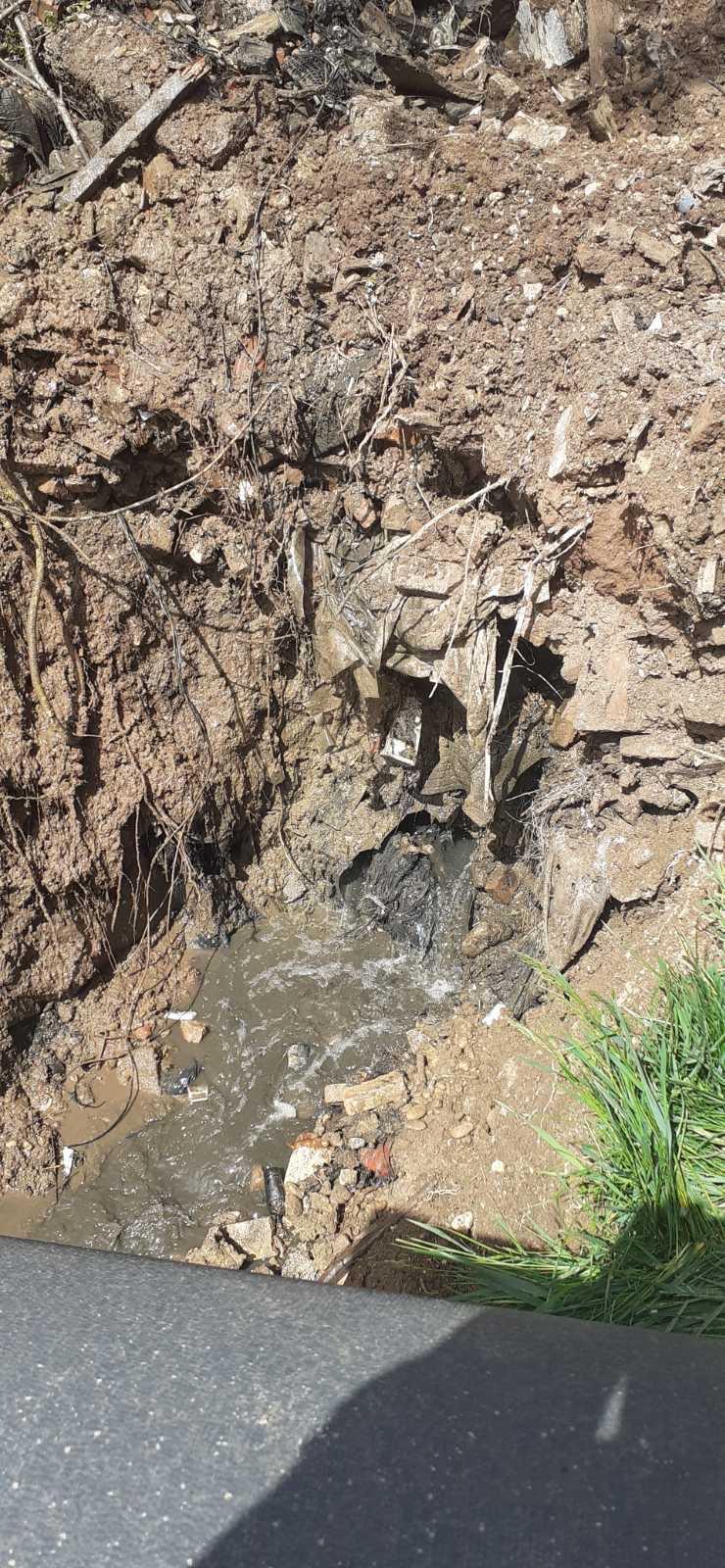 Služba održavanja kanalizacione mreže i objekata:  RADOVI NA KANALIZACIONOJ MREŽI