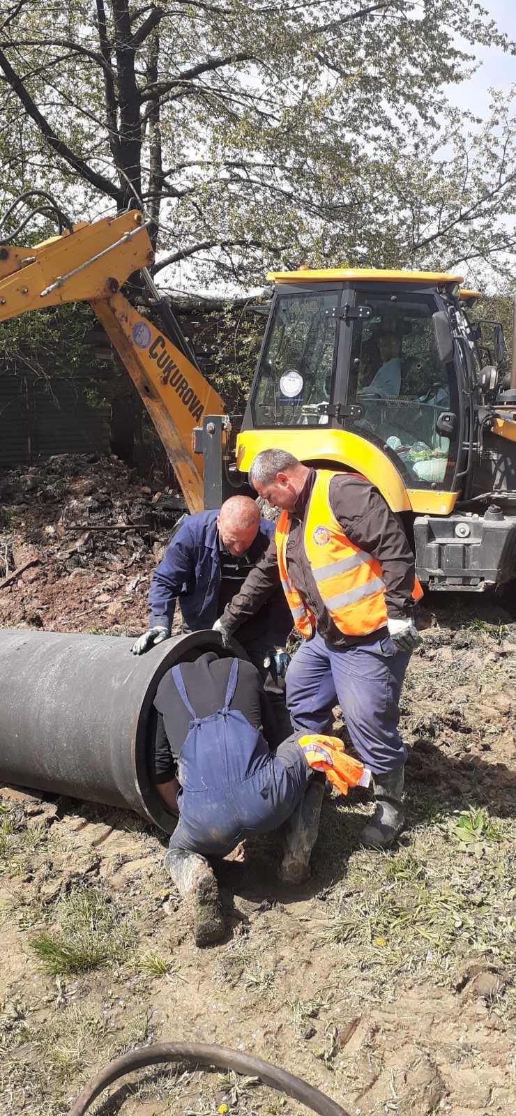 Služba održavanja kanalizacione mreže i objekata:  RADOVI NA KANALIZACIONOJ MREŽI