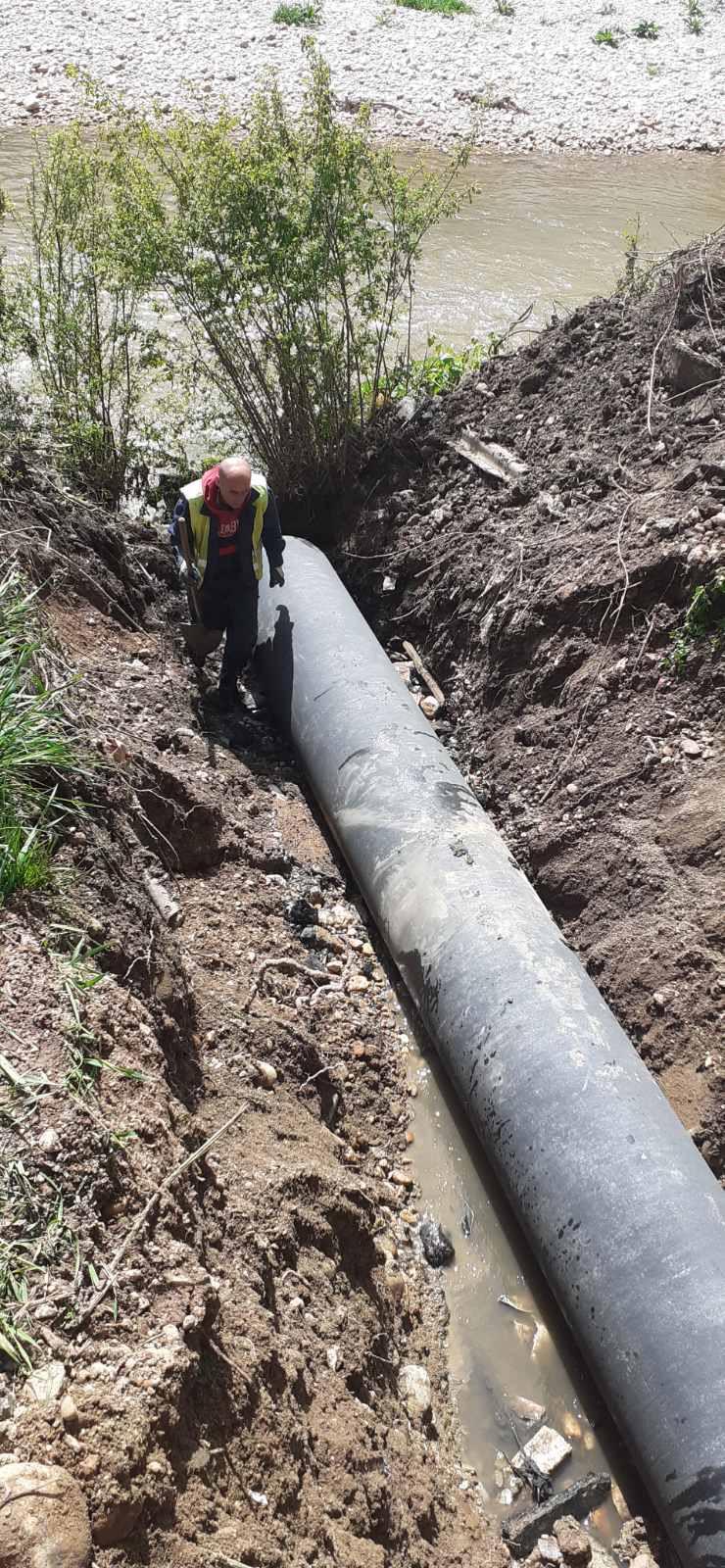 Služba održavanja kanalizacione mreže i objekata:  RADOVI NA KANALIZACIONOJ MREŽI