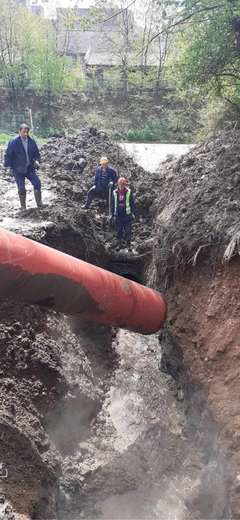 Služba održavanja kanalizacione mreže i objekata:  RADOVI NA KANALIZACIONOJ MREŽI