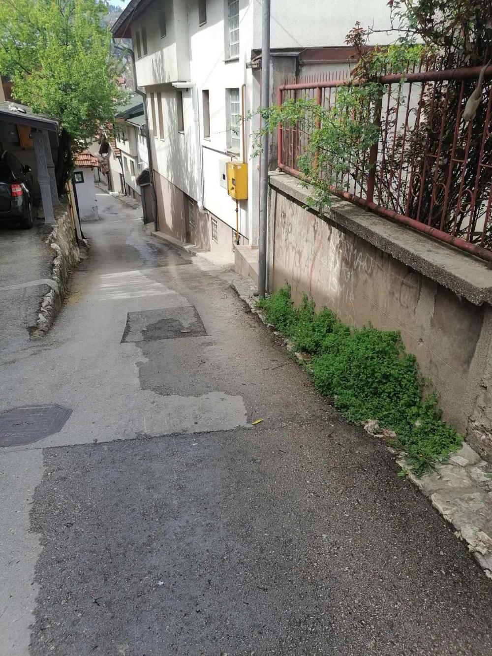 Služba za održavanje vodovodne mreže i objekata:  RADOVI NA VODOVODNOJ MREŽI