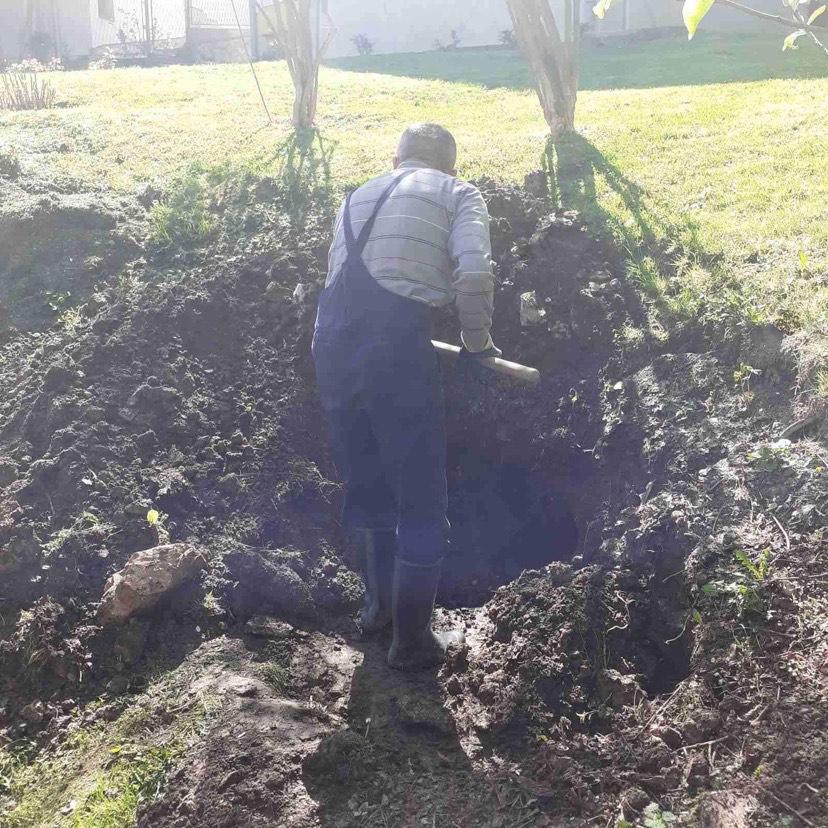 Služba održavanja kanalizacione mreže i objekata:  RADOVI NA KANALIZACIONOJ MREŽI