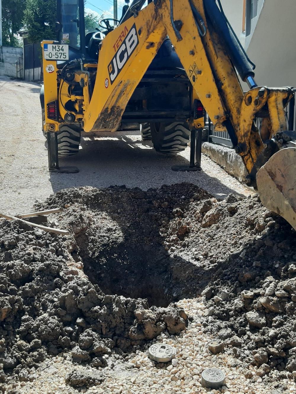 Služba za održavanje vodovodne mreže i objekata:  RADOVI NA VODOVODNOJ MREŽI