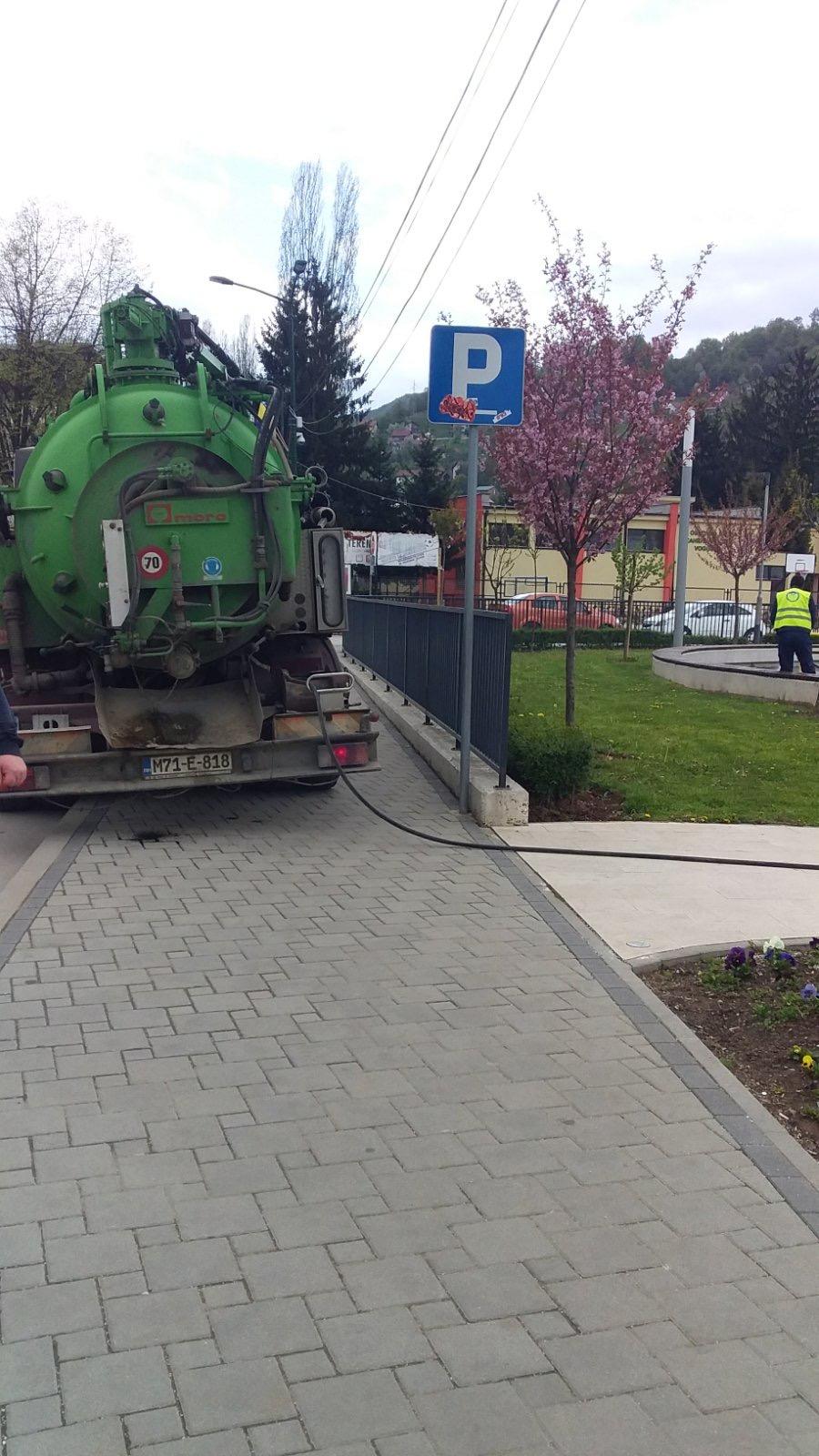 Služba održavanja kanalizacione mreže i objekata:  RADOVI NA KANALIZACIONOJ MREŽI