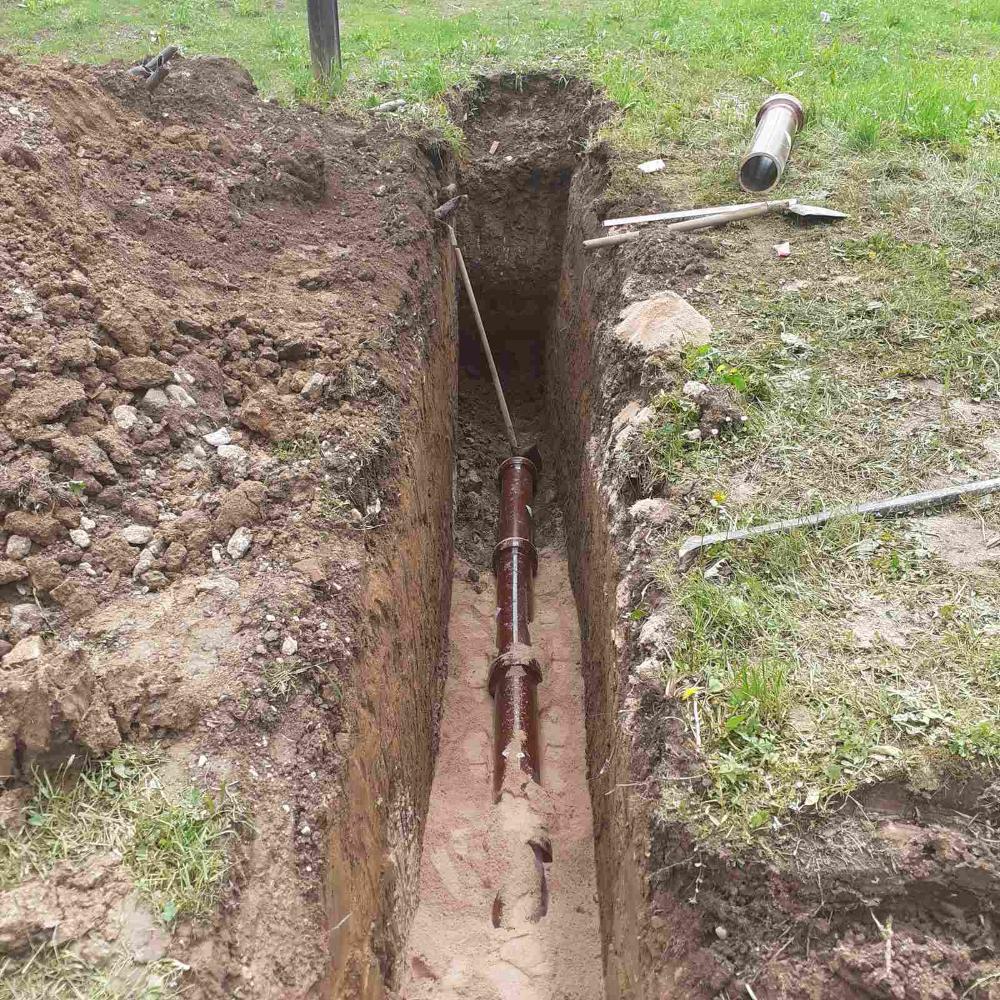 Služba održavanja kanalizacione mreže i objekata: RADOVI NA KANALIZACIONOJ MREŽI