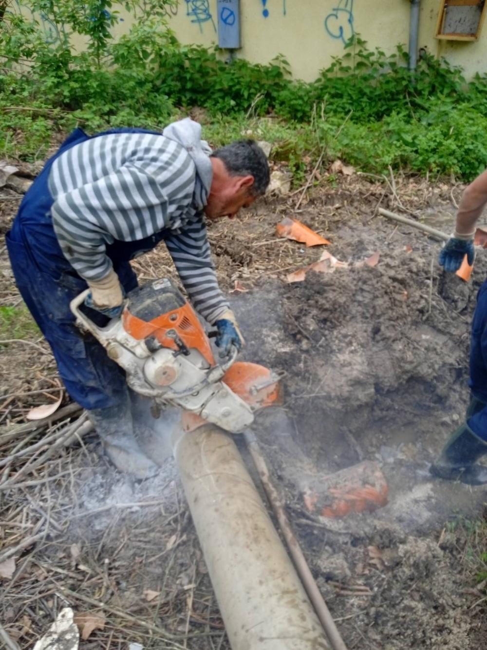 Služba održavanja kanalizacione mreže i objekata: RADOVI NA KANALIZACIONOJ MREŽI