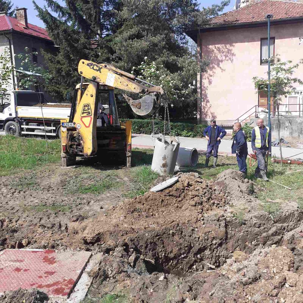 Služba održavanja kanalizacione mreže i objekata: RADOVI NA KANALIZACIONOJ MREŽI