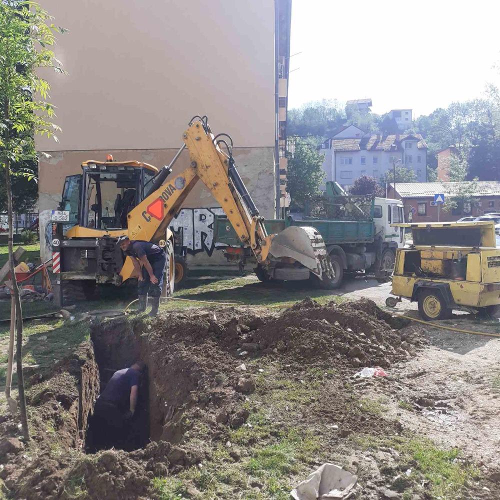 Služba održavanja kanalizacione mreže i objekata: RADOVI NA KANALIZACIONOJ MREŽI