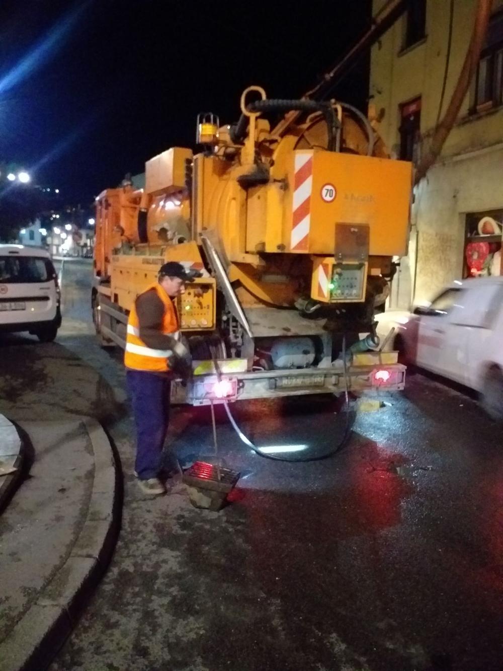 Služba održavanja kanalizacione mreže i objekata: RADOVI NA KANALIZACIONOJ MREŽI
