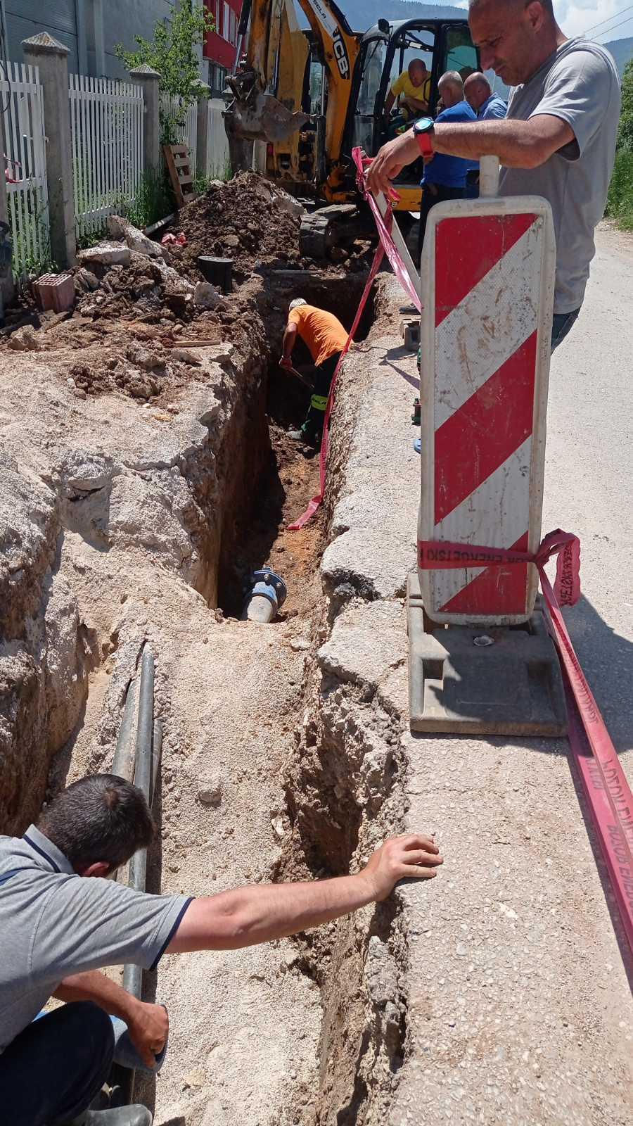 Služba za održavanje vodovodne mreže i objekata: POPRAVKE KVAROVA NA VODOVODNOJ MREŽI