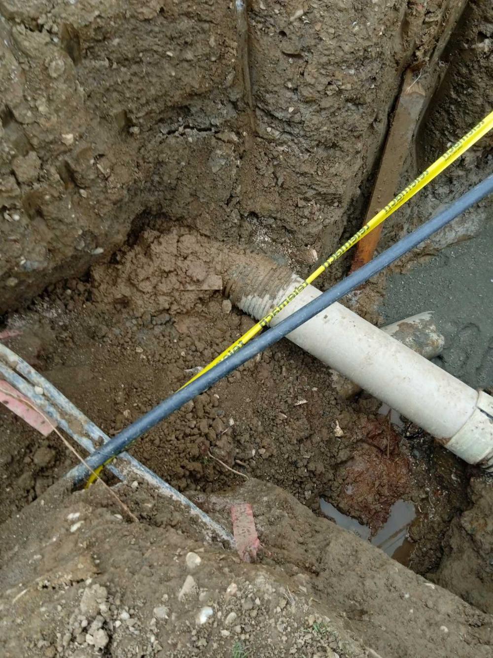Služba održavanja kanalizacione mreže i objekata: RADOVI NA KANALIZACIONOJ MREŽI