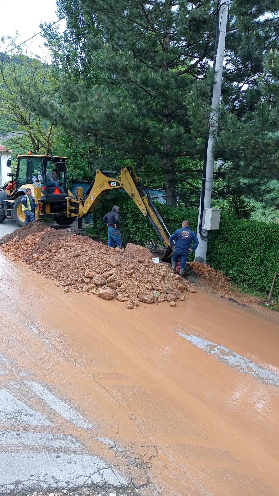 Služba za održavanje vodovodne mreže i objekata: POPRAVKE KVAROVA NA VODOVODNOJ MREŽI