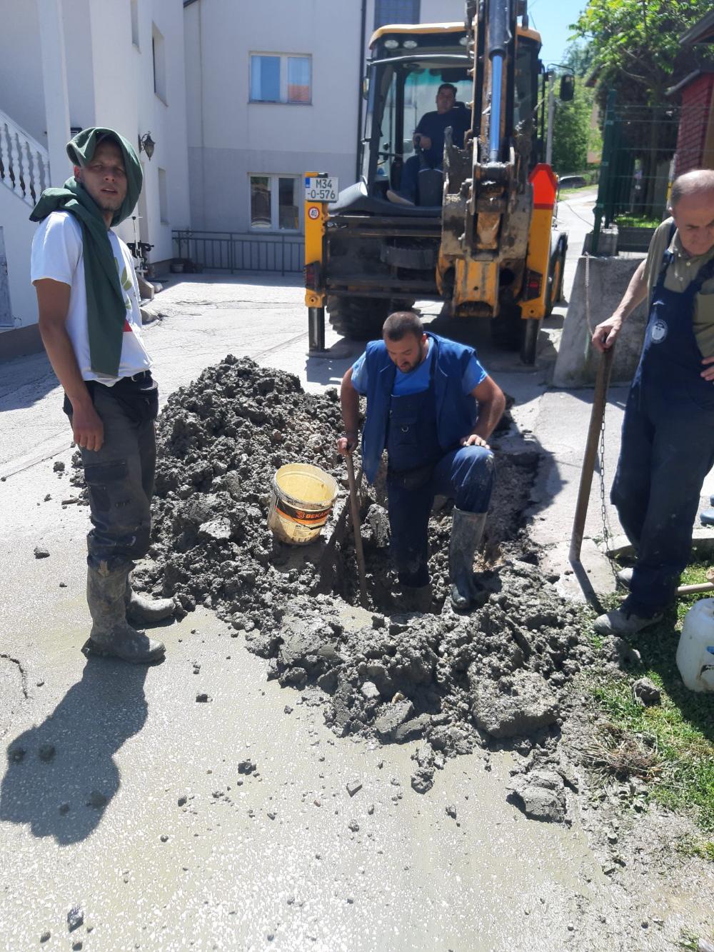 Služba za održavanje vodovodne mreže i objekata: POPRAVKE KVAROVA NA VODOVODNOJ MREŽI