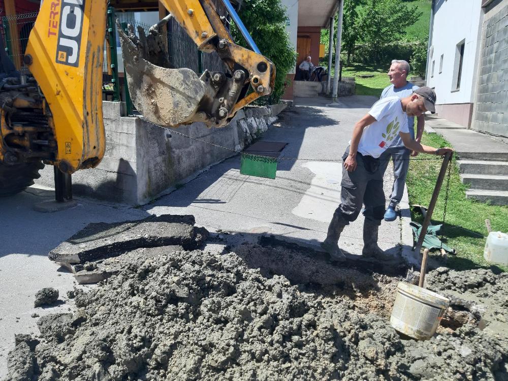 Služba za održavanje vodovodne mreže i objekata: POPRAVKE KVAROVA NA VODOVODNOJ MREŽI