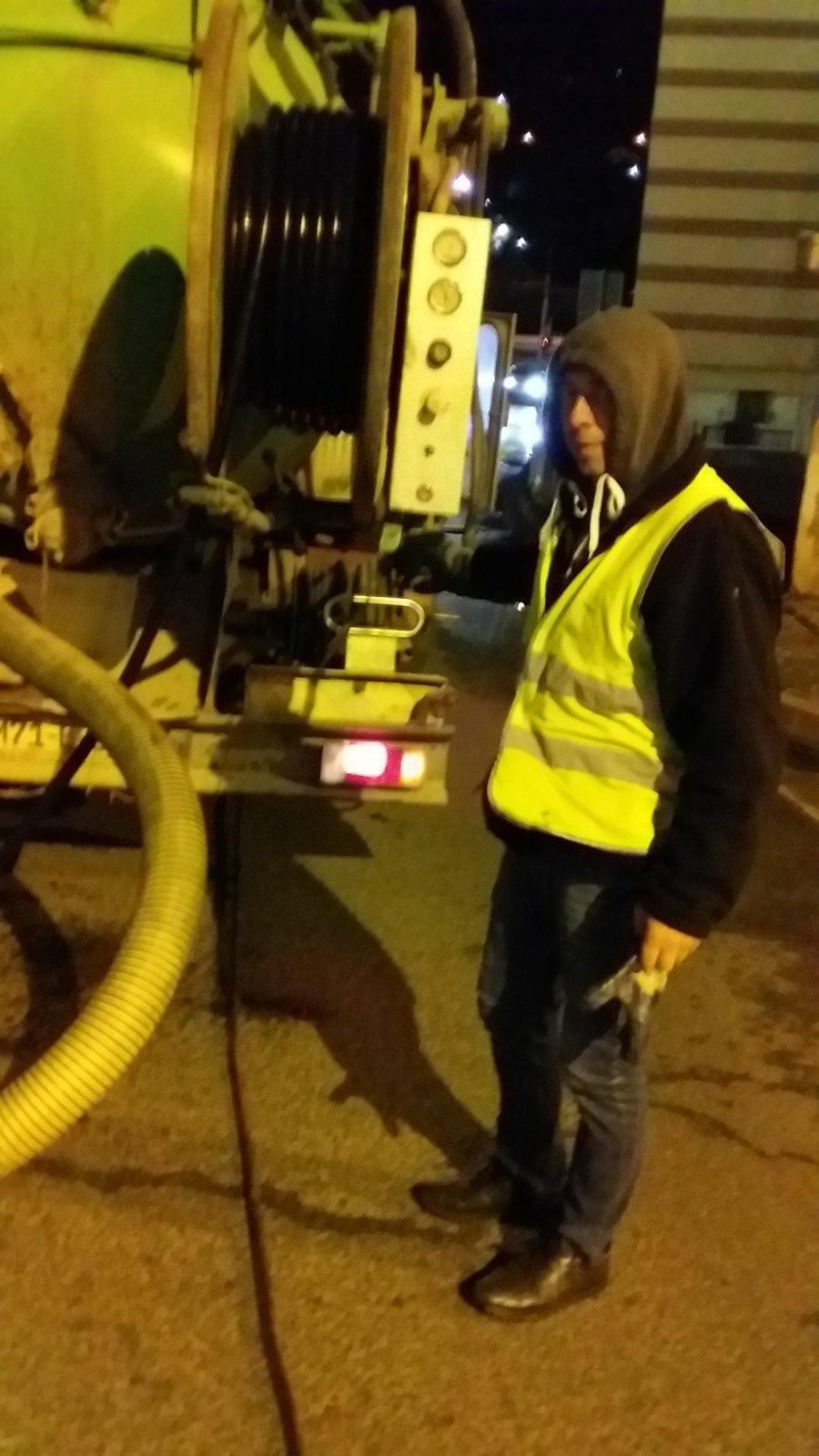 Služba održavanja kanalizacione mreže i objekata: RADOVI NA KANALIZACIONOJ MREŽI