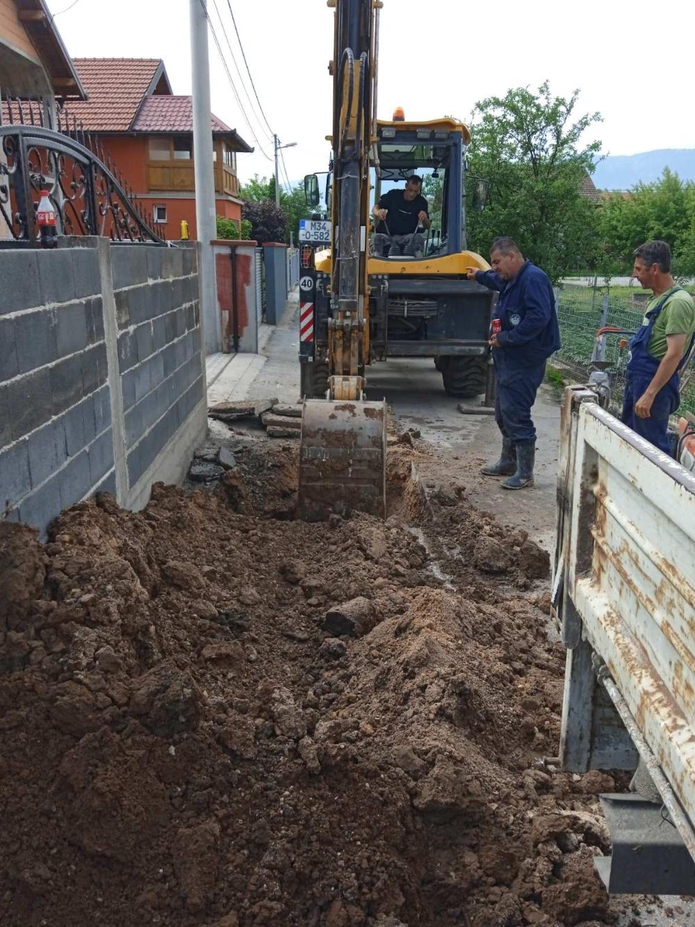 Služba održavanja kanalizacione mreže i objekata: RADOVI NA KANALIZACIONOJ MREŽI