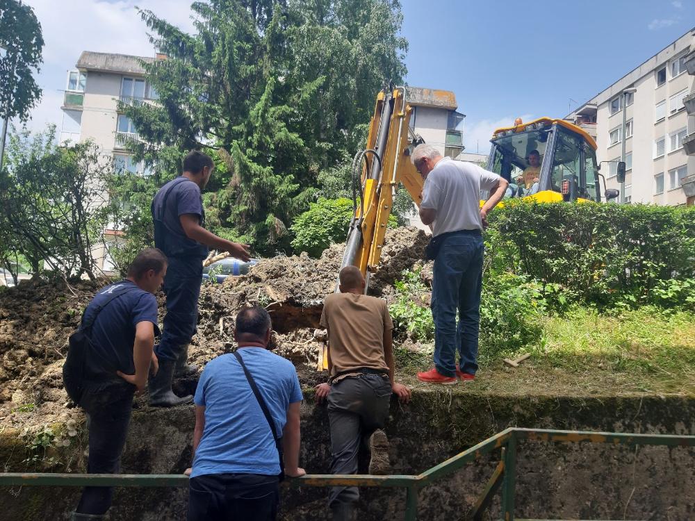 Služba za održavanje vodovodne mreže i objekata:  RADOVI NA VODOVODNOJ MREŽI