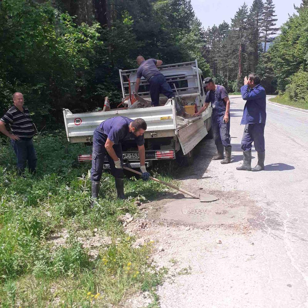 Služba održavanja kanalizacione mreže i objekata: RADOVI NA KANALIZACIONOJ MREŽI