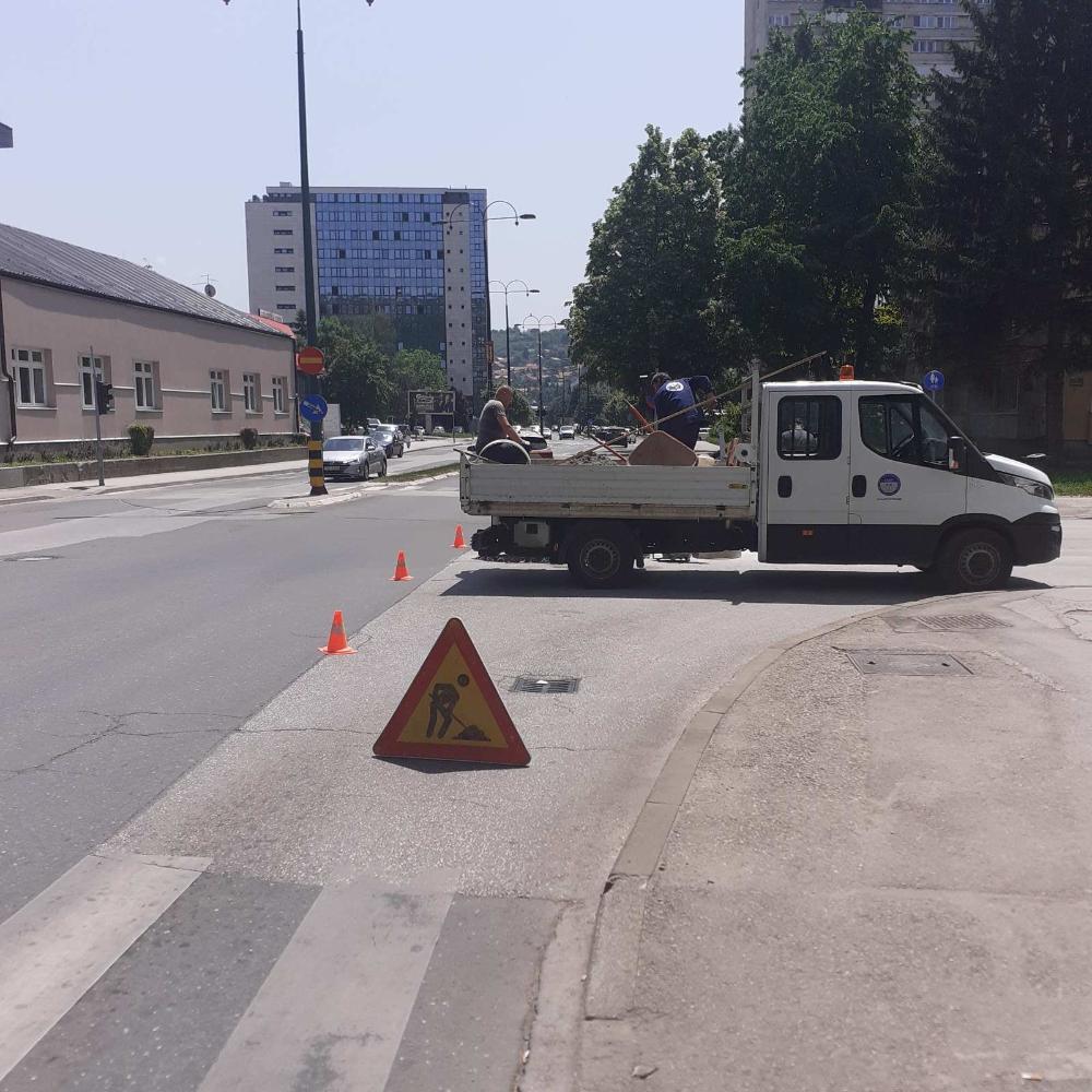 Služba održavanja kanalizacione mreže i objekata: RADOVI NA KANALIZACIONOJ MREŽI