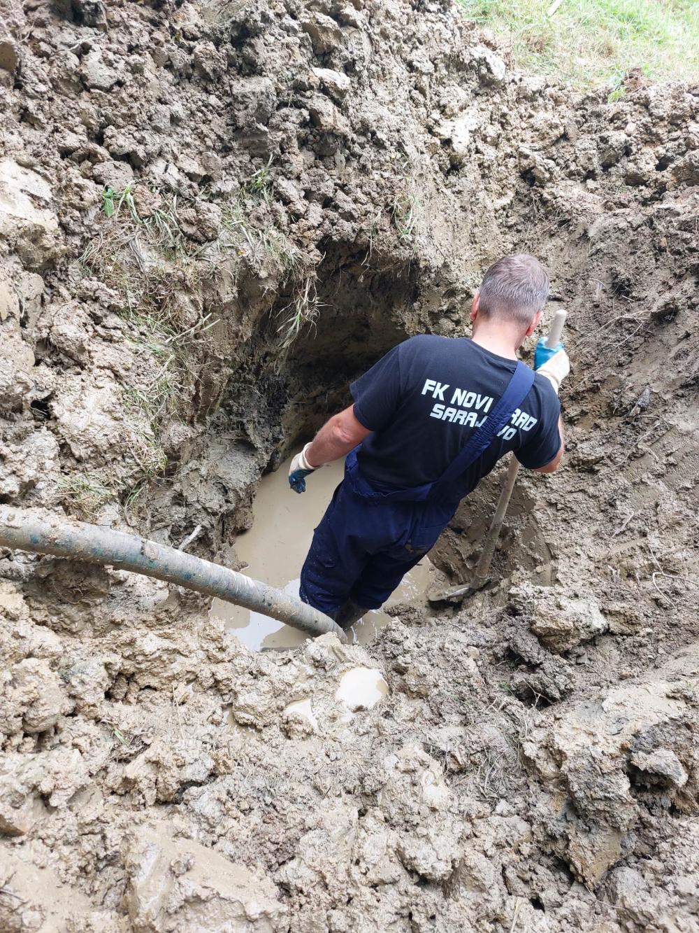 Služba za održavanje vodovodne mreže i objekata:  RADOVI NA VODOVODNOJ MREŽI