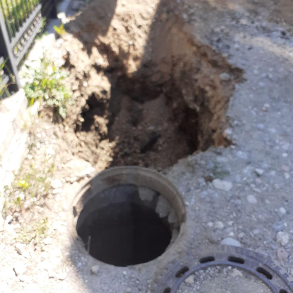 Služba održavanja kanalizacione mreže i objekata: RADOVI NA KANALIZACIONOJ MREŽI