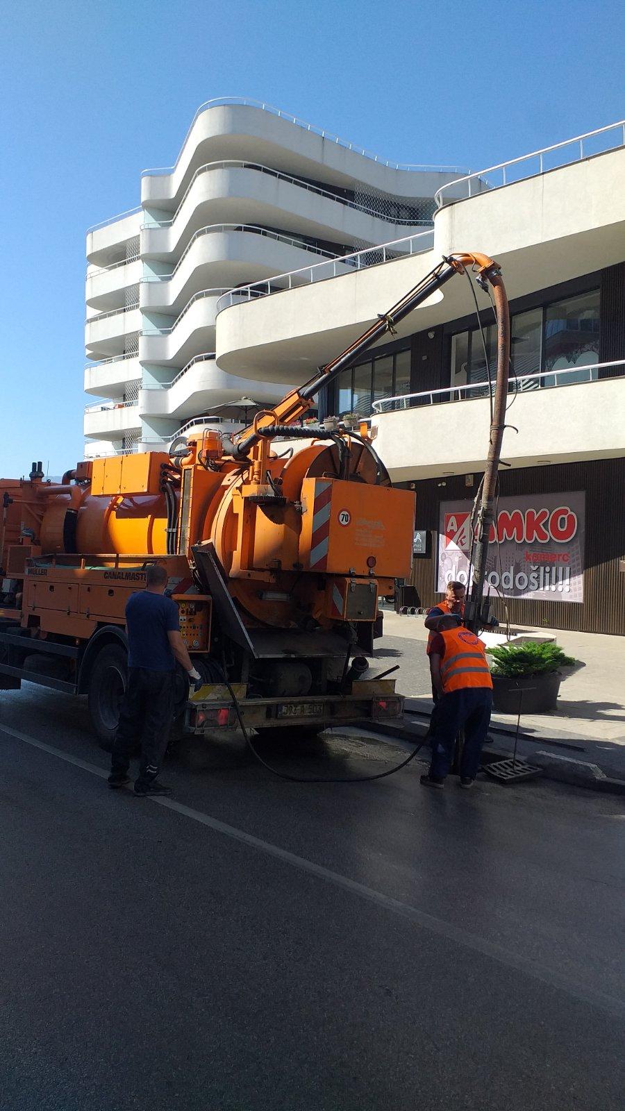 Služba održavanja kanalizacione mreže i objekata: RADOVI NA KANALIZACIONOJ MREŽI