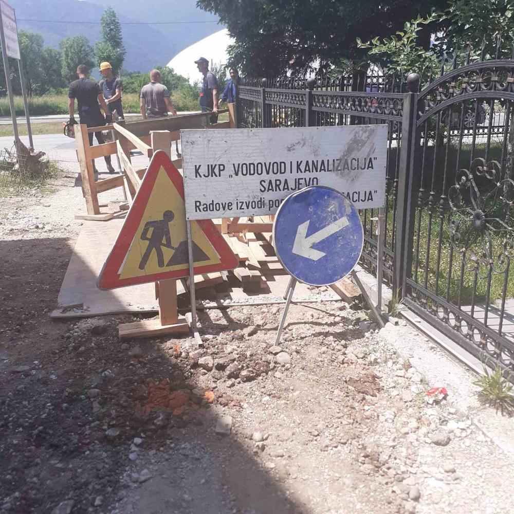 Služba održavanja kanalizacione mreže i objekata: RADOVI NA KANALIZACIONOJ MREŽI