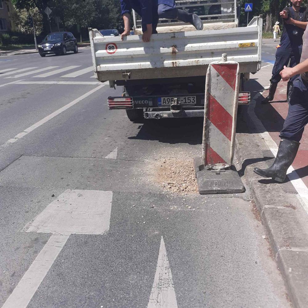 Služba održavanja kanalizacione mreže i objekata: RADOVI NA KANALIZACIONOJ MREŽI