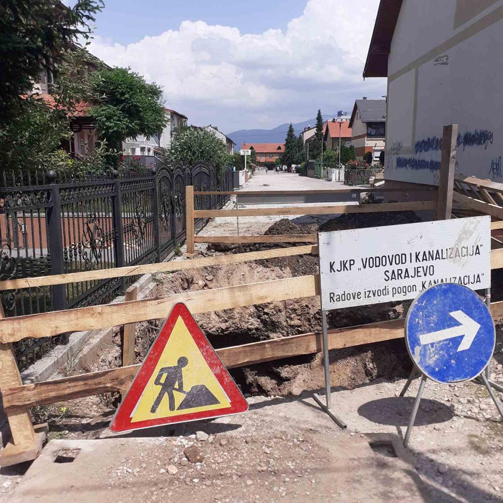 Služba održavanja kanalizacione mreže i objekata: RADOVI NA KANALIZACIONOJ MREŽI