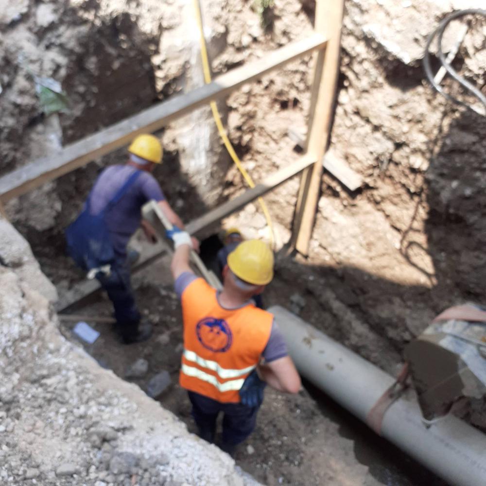 Služba održavanja kanalizacione mreže i objekata: RADOVI NA KANALIZACIONOJ MREŽI
