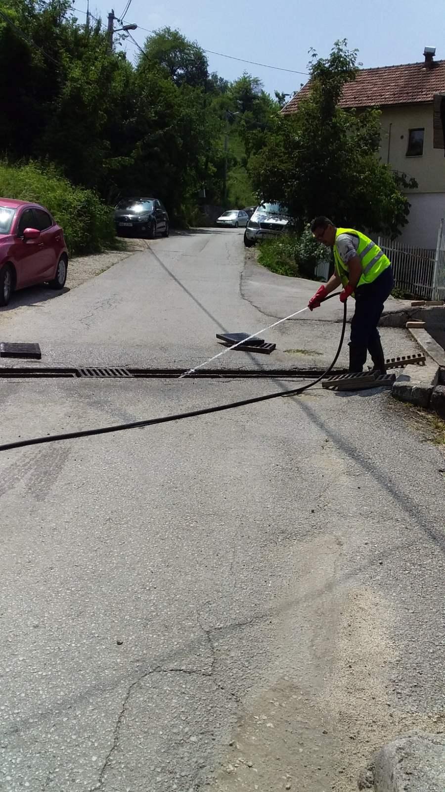 Služba održavanja kanalizacione mreže i objekata: RADOVI NA KANALIZACIONOJ MREŽI
